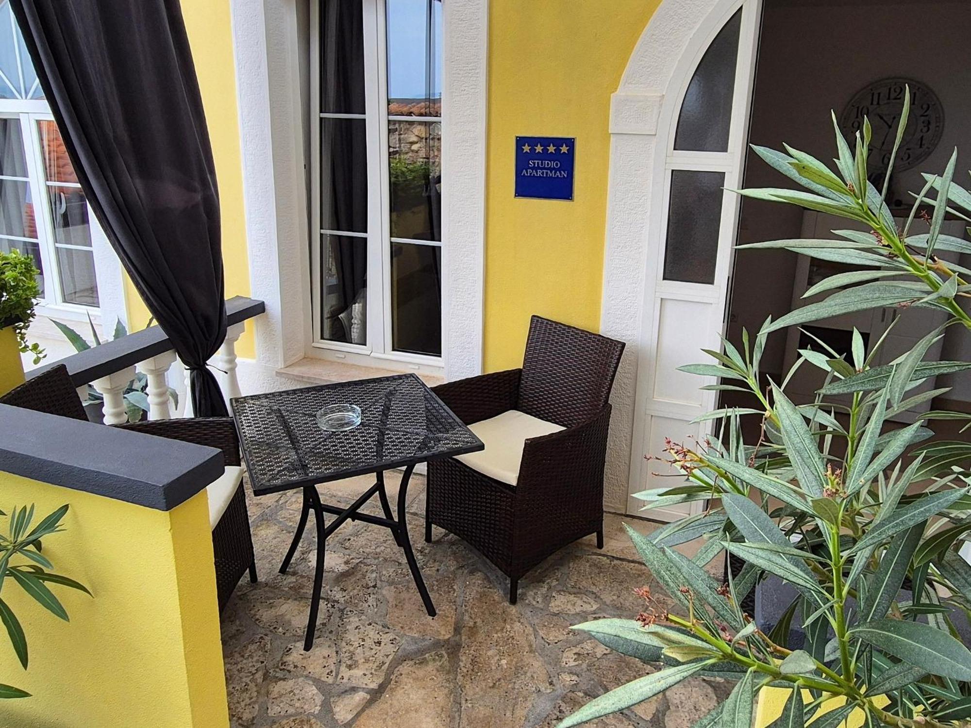 Vivi Studio Apartments Mali Lošinj Zimmer foto